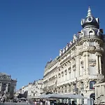 Suite In The City Avec Jacuzzi Privatif - Hyper Centre