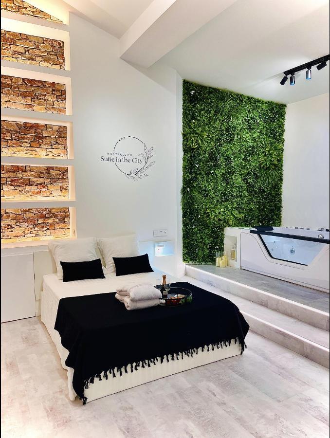 Apartment In The Avec Jacuzzi Privatif - Hyper Centre *